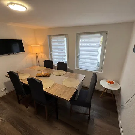 Mit Garten Und Terrasse Fuer 7 Personen